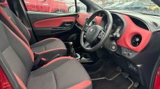 Toyota Yaris 1.5 VVT-i Blue Bi-tone 5dr Petrol Hatchback